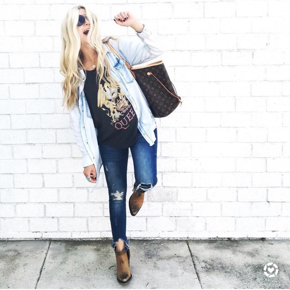 Free People • QUEEN tee
